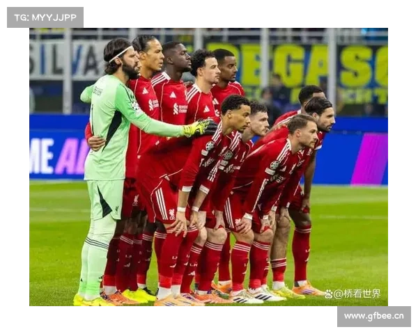 揭秘萨拉赫如何在球队战术体系中扮演关键角色与进攻枢纽 揭秘萨拉赫如何在球队战术体系中扮演关键角色与进攻枢纽