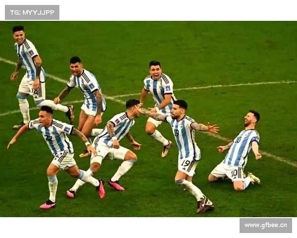 帽子戏法的巅峰之作 三球瞬间定格精彩与荣耀