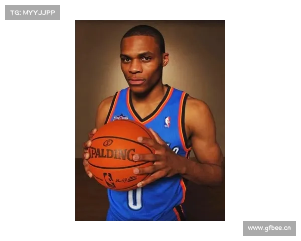 拉塞尔·威斯布鲁克2016年创下惊人三双记录背后的历史意义与传奇时刻